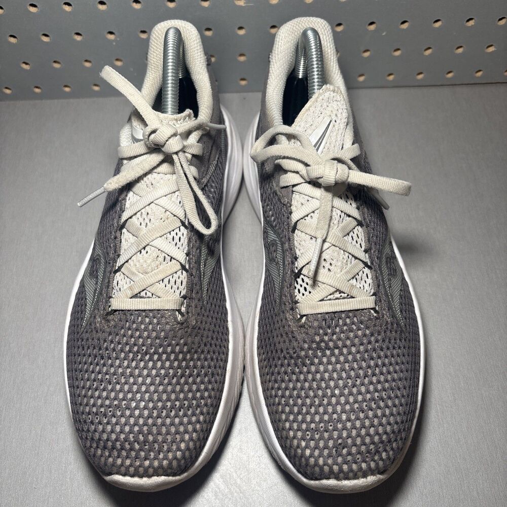 Saucony Kinvara 14 Shoes Womens Sz 9.5 Gray White Athletic Sneakers S10823-121 - Picture 5 of 14
